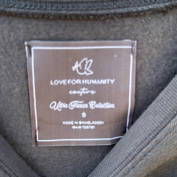 Love for humanity couture oversized sweatshirt women’s NWT - Picture 3 of 6